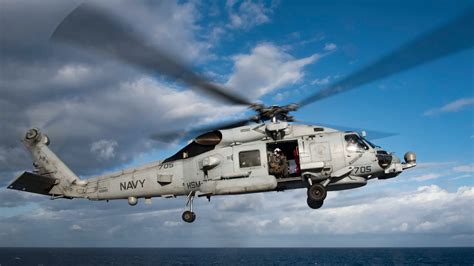 Mh 60r Seahawk Multimission Naval Helicopter Usa 57 Off