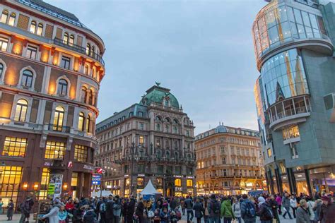 Stephansplatz Best Places To Visit In Vienna