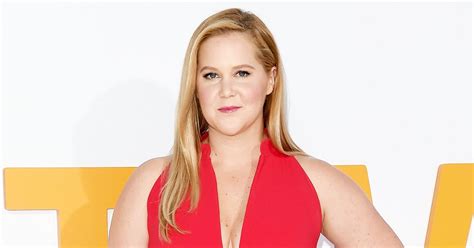 Amy Schumer Hits Stage 2 Weeks After Giving Birth ‘im Back