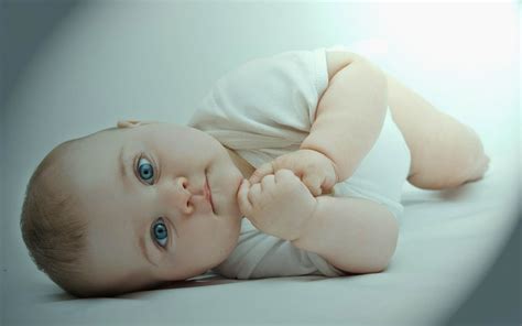 Little Kids Hd Pictures Cute Baby Desktop Wallpapers