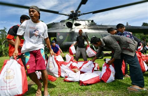 Aid Pours Into Indonesian City Stricken By Quake Tsunami