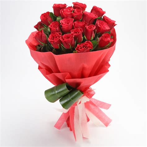 Buysend Romantic 20 Red Roses Bouquet Online Ferns N Petals
