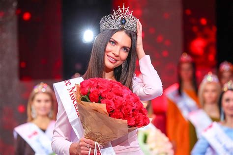 Обладательницу титула Мисс Москва Алесю Семеренко лишили титула