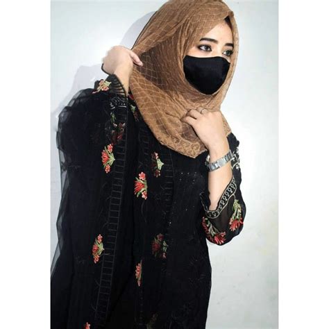 pin by waheedasultana on niqab hijab abaya girl street fashion dehati girl photo niqabi girl