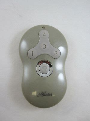Disconnect power to the ceiling fan and light kit at the main. HUNTER REPLACEMENT SUBSTITUTE Ceiling Fan Remote Control ...