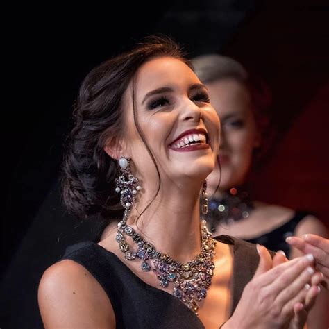 Kelly Van Den Dungen Netherlands Miss Grand Netherlands 2017 Photos Angelopedia