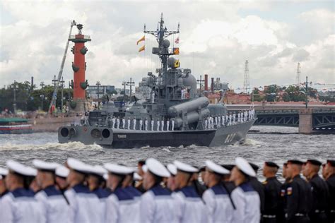 Photos Putin Attends Parade As Russia Celebrates Navy Day In