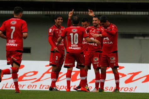 The defender of the reds told us about his stay in ñublense, gave his analysis of what was the first wheel and anticipated what will be the duel against deportes valdivia. Ñublense aclara y descarta adeudar 80 millones a sus ...