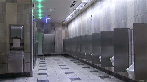 Smart Restrooms Arrive At Lax Nbc Los Angeles