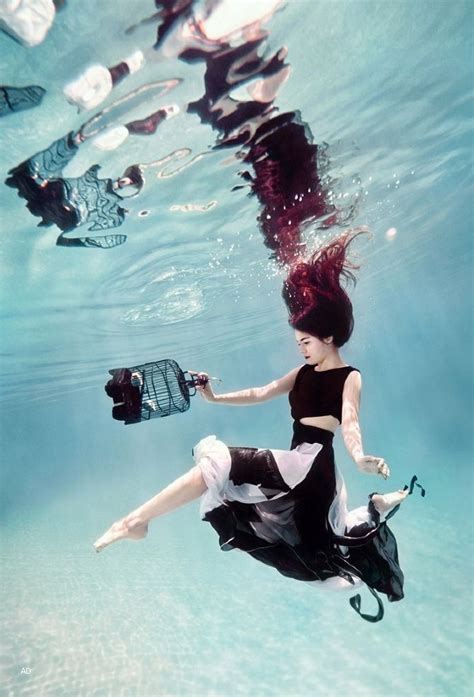 Underwater Fashion Underwater Photos Water Photography Underwater Model