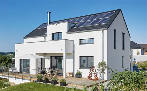 Wir bauen ihr traumhaus flexible grundrisse fertighäuser mit smart home lösung nachhaltig umweltschonend energieeffizient schlüsselfertig. Musterhaus sunshine 310 (Reiter) von WeberHaus ...