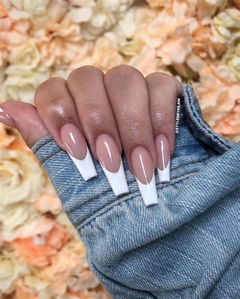 Classic French Tip In 2020 White Tip Acrylic Nails French Tip