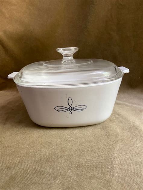 Vintage Corning Ware Trefoil Casserole Dish With