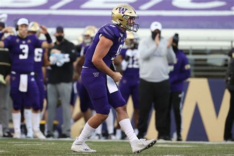 Ich habe die datenschutzerklärung gelesen und akzeptiert. Weekly Roundtable: Jammin' on Sam - UW Dawg Pound