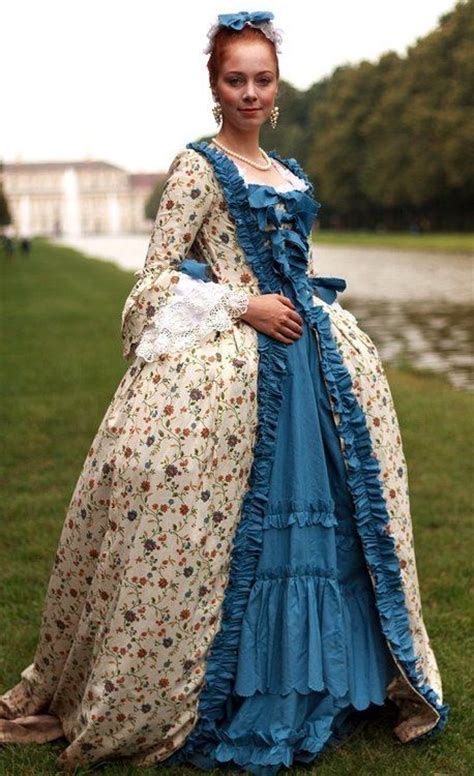 Historical Dress Of 1700 For Women Costume 18th Century Sweden