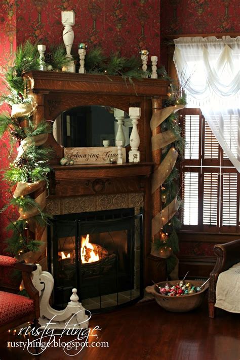 Are you looking for home decorating ideas that will help you save money? Indoor Christmas Decorating Ideas That You Must Not Miss ...