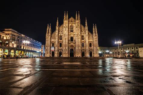 Milan Italy Piazza Del Duomo Cathedral Square Stock Image Image Of