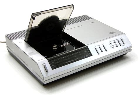 Golden Age Of Audio: Philips CD100 The First CD Player