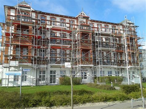 Haus seeblick liegt zwischen falkenring und flusswald, nördlich von kiefernwacht und östlich vom wimmerwind: Referenzen | Gerüstbau Steffens & Pritschow GbR