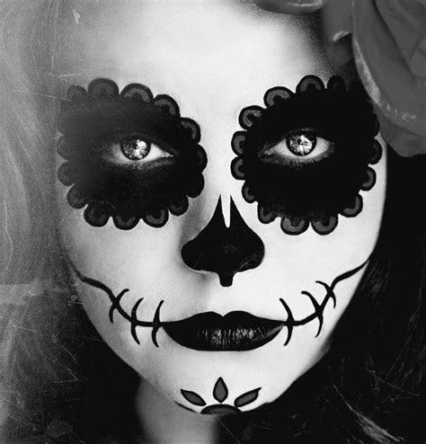 Pin By Ed On Day Of The Dead Face Painting Halloween Skull Makeup