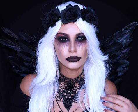 Bottom Makeup Color Dark Halloween Makeup Angel Halloween Makeup