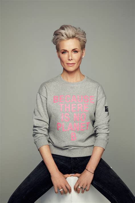 Check spelling or type a new query. Gunhild Stordalen om skilsmässan med Petter Stordalen | Femina