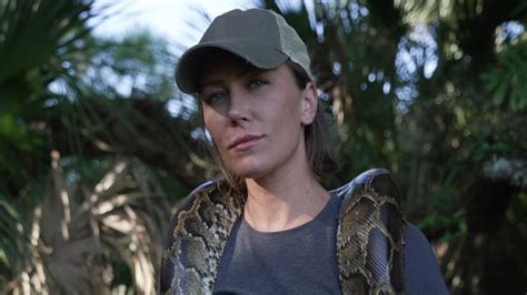 Tes Lee Swamp People Serpent Invasion Cast History Channel