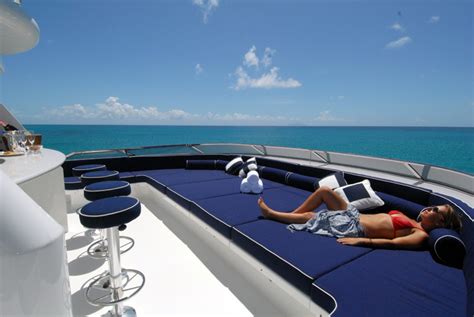 Motor Yacht Dona Lola Sundeck 2 Luxury Yacht Browser By Charterworld Superyacht Charter