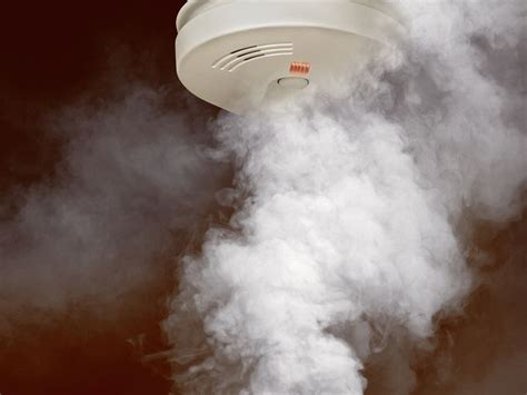 How Does Your Smoke Detector Work