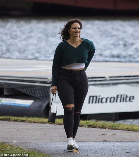 Supermodel Ashley Graham Shows Off Her Famous Curves In Melbourne