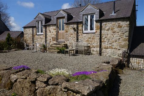 The Holiday Cottages: Seaview & Swallow Cottage, Tyn-y-Gongl, Anglesey