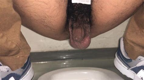 Mens Toilet Photographing The Phimosis Penis In The Pee From The Front Japanese