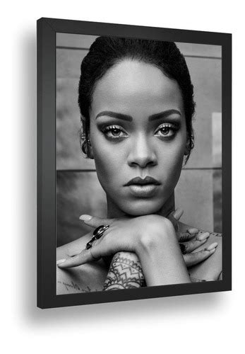Quadro Emoldurado Poste Rihanna Cantora Classic Pop Vidro A3 Mercado