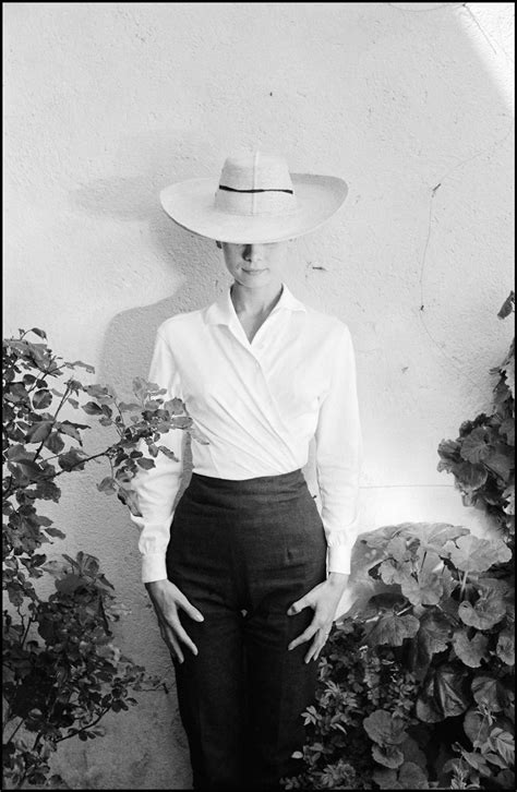 postwar elegance captured by a groundbreaking female photographer audrey hepburn style outfits
