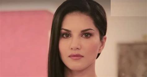 Watch Sunny Leone Goes Topless For A Cause