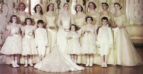 21 Rare Photos From Grace Kellys Royal Wedding That Will Make You Feel
