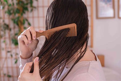 Ways To Straighten Your Hair Naturally At Home
