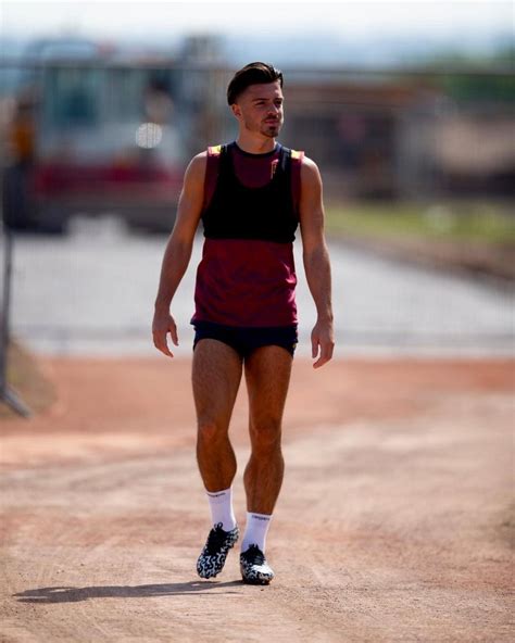 Compare jack grealish to top 5 similar players similar players are based on their statistical profiles. 🤤⚽️ — jack grealish 😍 in 2021 | Jack grealish, Soccer guys ...