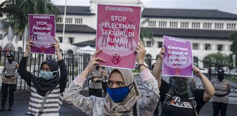 freedom of choice are indonesian women caught in a policy trap