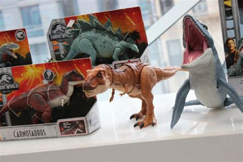 Hands On With The First Mattel Jurassic World Fallen Kingdom Toys Jurassic World Fallen