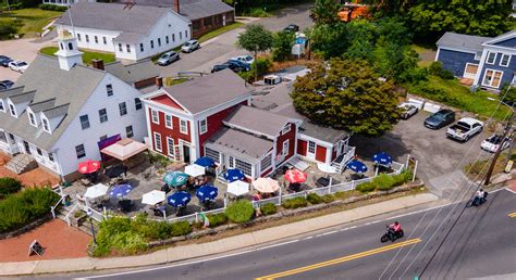 11 Main St, East Haddam, CT 06423 - La Vita Restaurant | LoopNet