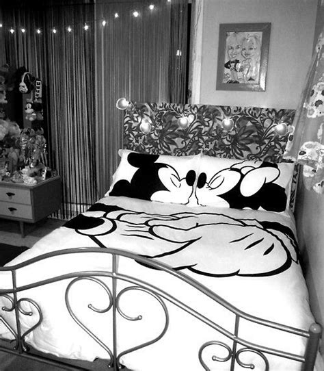 Shop for mickey mouse bedroom decor online at target. Disney Bedroom Ideas | Disney bedrooms, Disney rooms ...