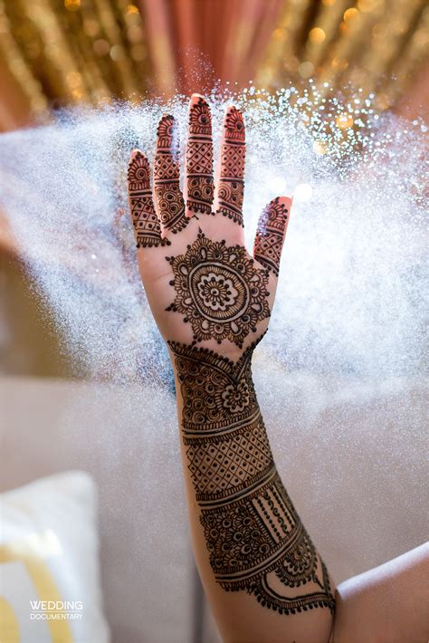 Photography ideas for mehndi ceremony in chennai. Priya's Mehndi | Wedding Documentary Photo + Cinema | Indian Wedding Photographer