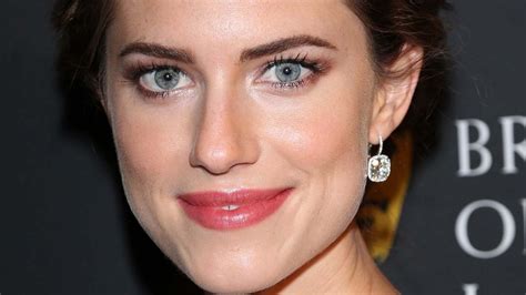 Allison Williams Almost Lost Her Girls Role To One Of Lena Dunhams