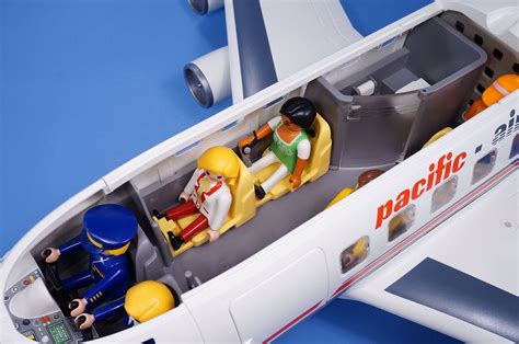 Playmobil Jumbo Jet Aeroplane Extra Figures Airport Holiday Plane