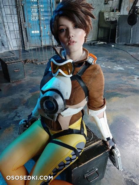 Model Lada Lyumos Ladalyumos In Cosplay Tracer From Overwatch Leaked Photos From