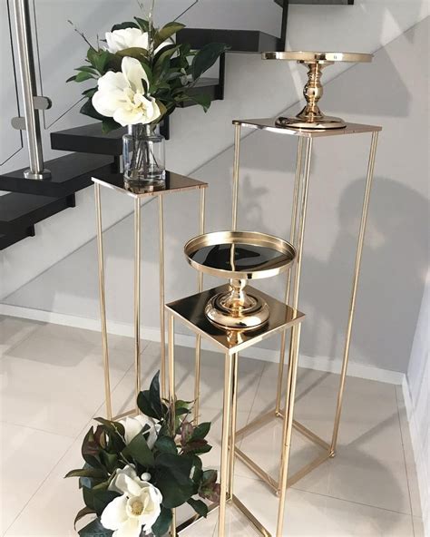 Luxe Gold Display Stand 120cm Knick Knacks