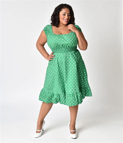 unique vintage 1940s style plus size kelly green and white dot cap sleeve peasant swing dress