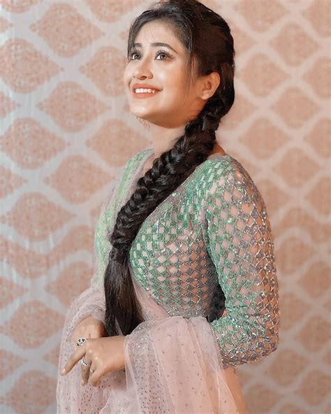 Queen Shivangijoshi18 Shivangi Joshi Instagram Photoshoot Fashion