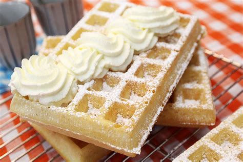 Wafle szwedzki bez jaj i kwaśną śmietaną. Brusselse wafels van Sofie | VTM Koken